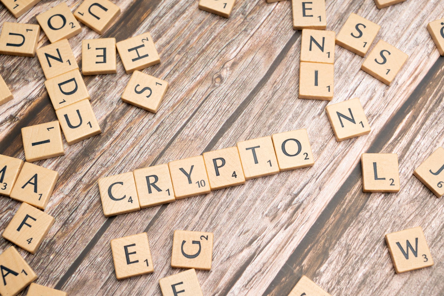 كيف تقلل تكلفة التحويلات الدولية باستخدام العملات الرقمية
