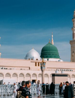 ضريبة القيمة المضافة للمستقلين في السعودية: دليل عملي لتسجيلها وحسابها
