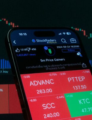 كيف تستغل الفترات الصباحية في سوق الأسهم لتقليل المخاطر وزيادة العائد