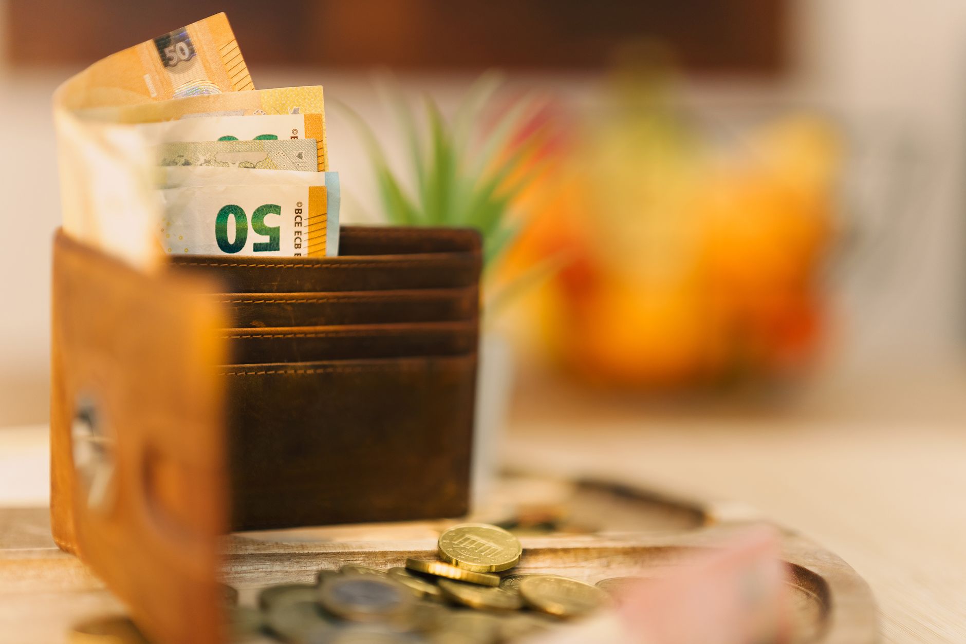 كيف توفر المال عبر قاعدة الـ 5 % في كل سحب نقدي
