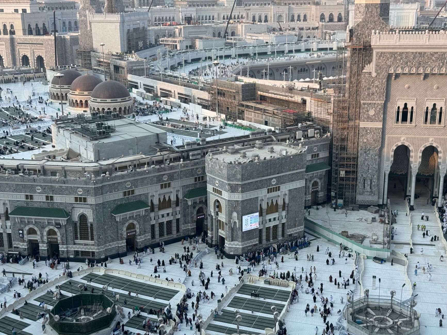 كيفية حساب ضريبة القيمة المضافة على بطاقات الهدايا الرقمية في السعودية
