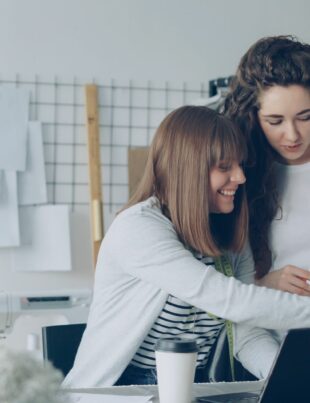 كيف تتحقق من فكرة مشروعك قبل ما تصرف ريال