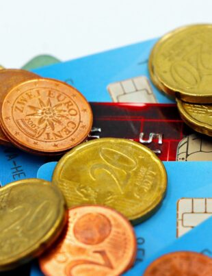 دليلك الشامل لـ أفضل البنوك وكيفية فتح حساب بنكي يناسب احتياجاتك