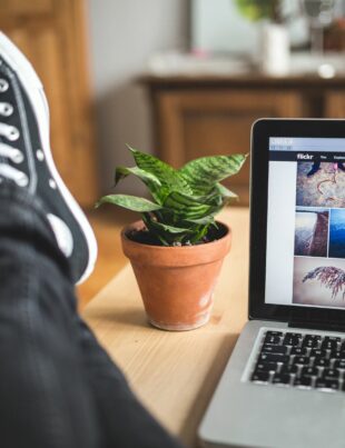 كيف تحول مهارة تحسين معدل التحويل إلى عمل حر ثابت يدرّ دخلاً مستداماً