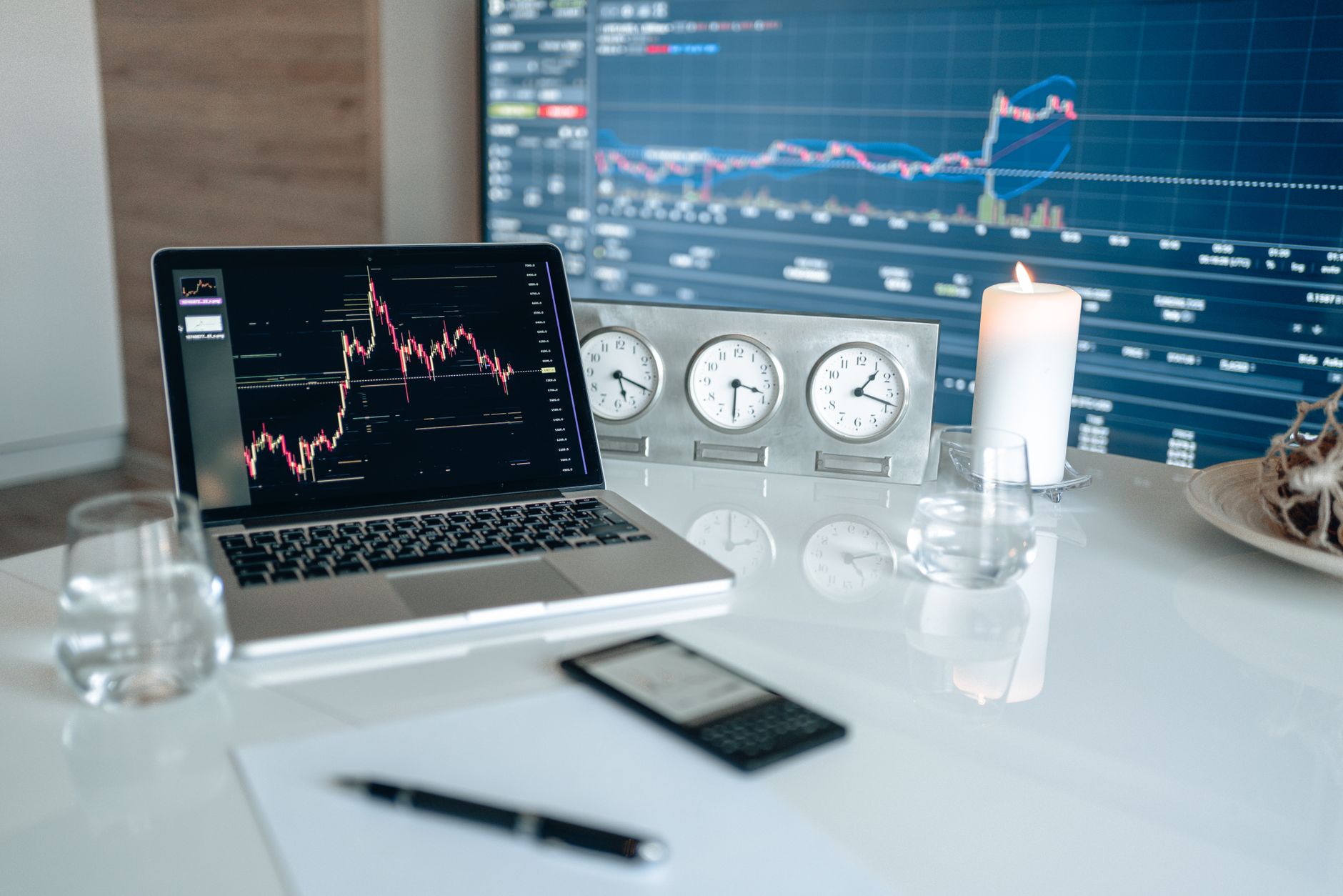 اختبار الخلفية لتداول EUR/USD: خطوات عملية لتقييم استراتيجيتك قبل المخاطرة