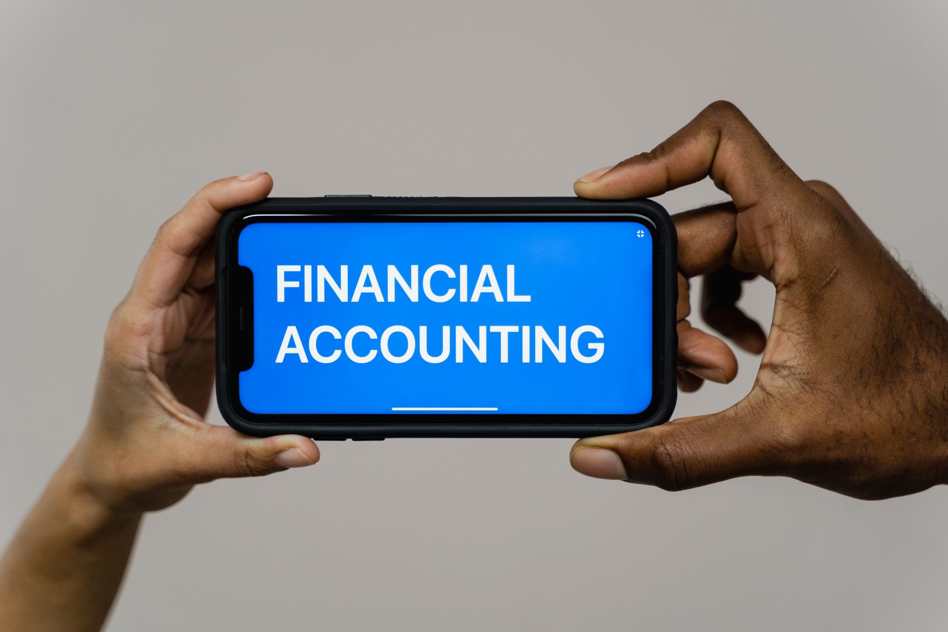 إدارة الاشتراكات الرقمية عبر حسابك البنكي: خطوات عملية لتوفير المال