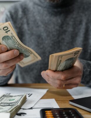 إدارة تدفق المال عندما يكون دخلك غير ثابت