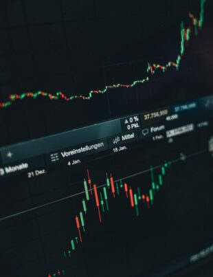 كيف تستغل ترابط أزواج العملات لتقليل المخاطر في الفوركس