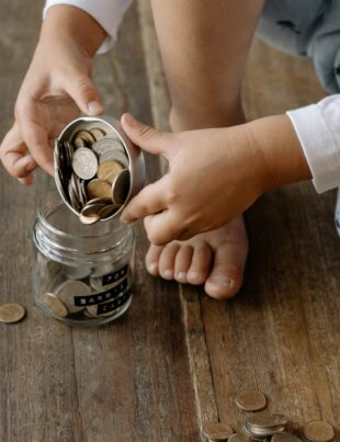 كيف تجعل راتبك يشتغل لك : ادفع لنفسك أولاً قبل الفاتورة