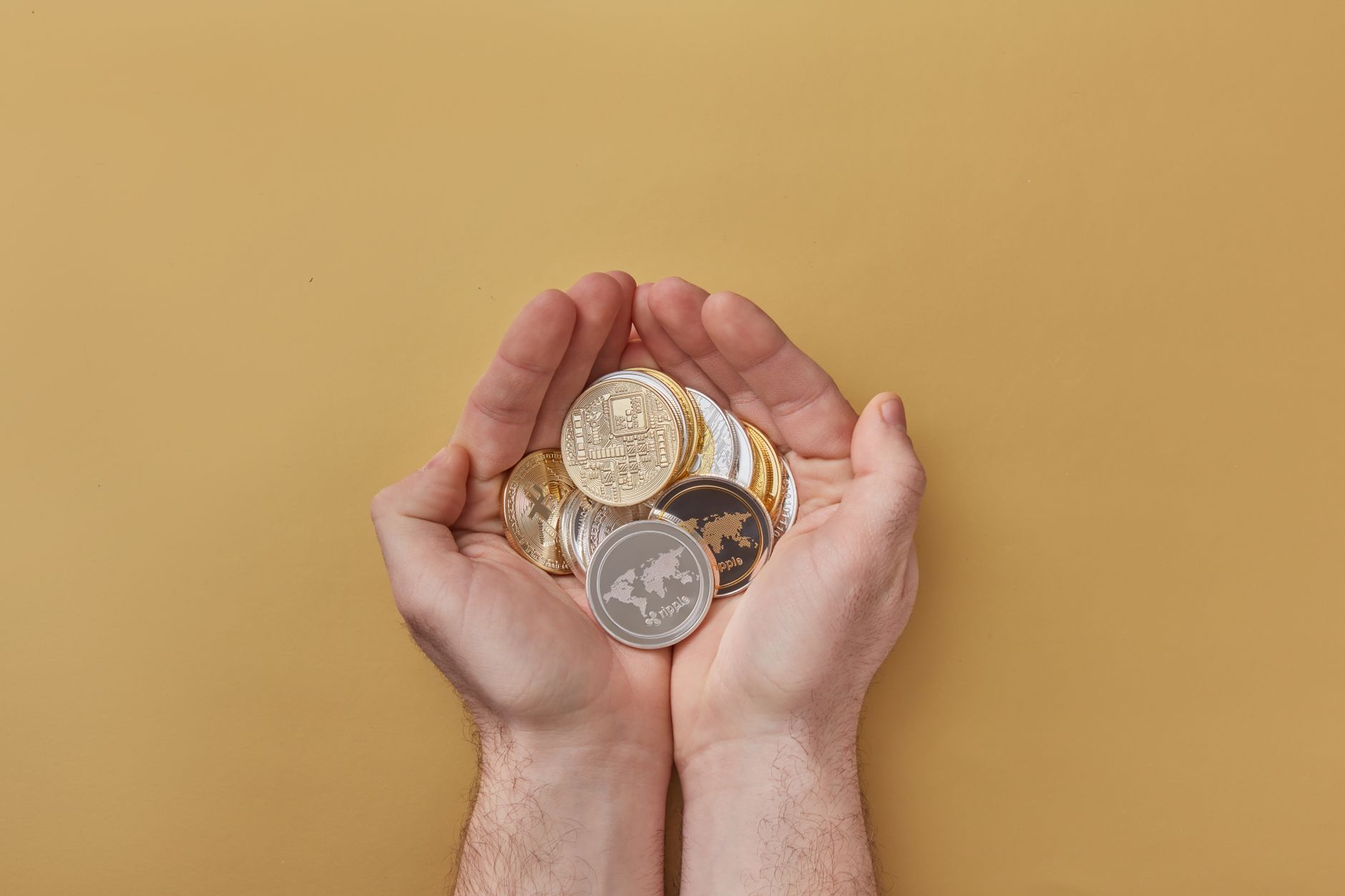 قوة العقل: كيف تحكم عواطفك عند الاستثمار بالعملات الرقمية