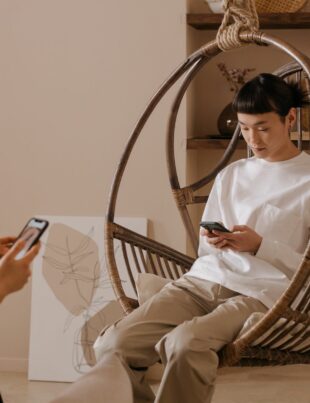 استثمار شقة للجيل Z: كيف تختار العقار الذي يراعي رغبات الشباب وتحقق عائداً مستقراً