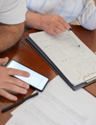 كيف تُنظّم ديونك قبل التقاعد لتؤمن مدخراتك