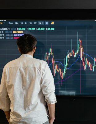 الفجوات السعرية في EUR/USD: فرص لا يراها كثيرون