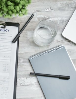 التأمين الذكي: كيف تُخفض التقنيات المنزلية والسيارات أقساطك