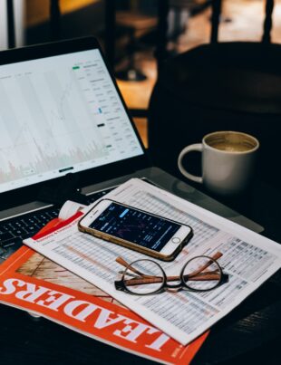كيف تستكشف طلب السوق عبر الإنترنت قبل ما تستثمر في مشروعك