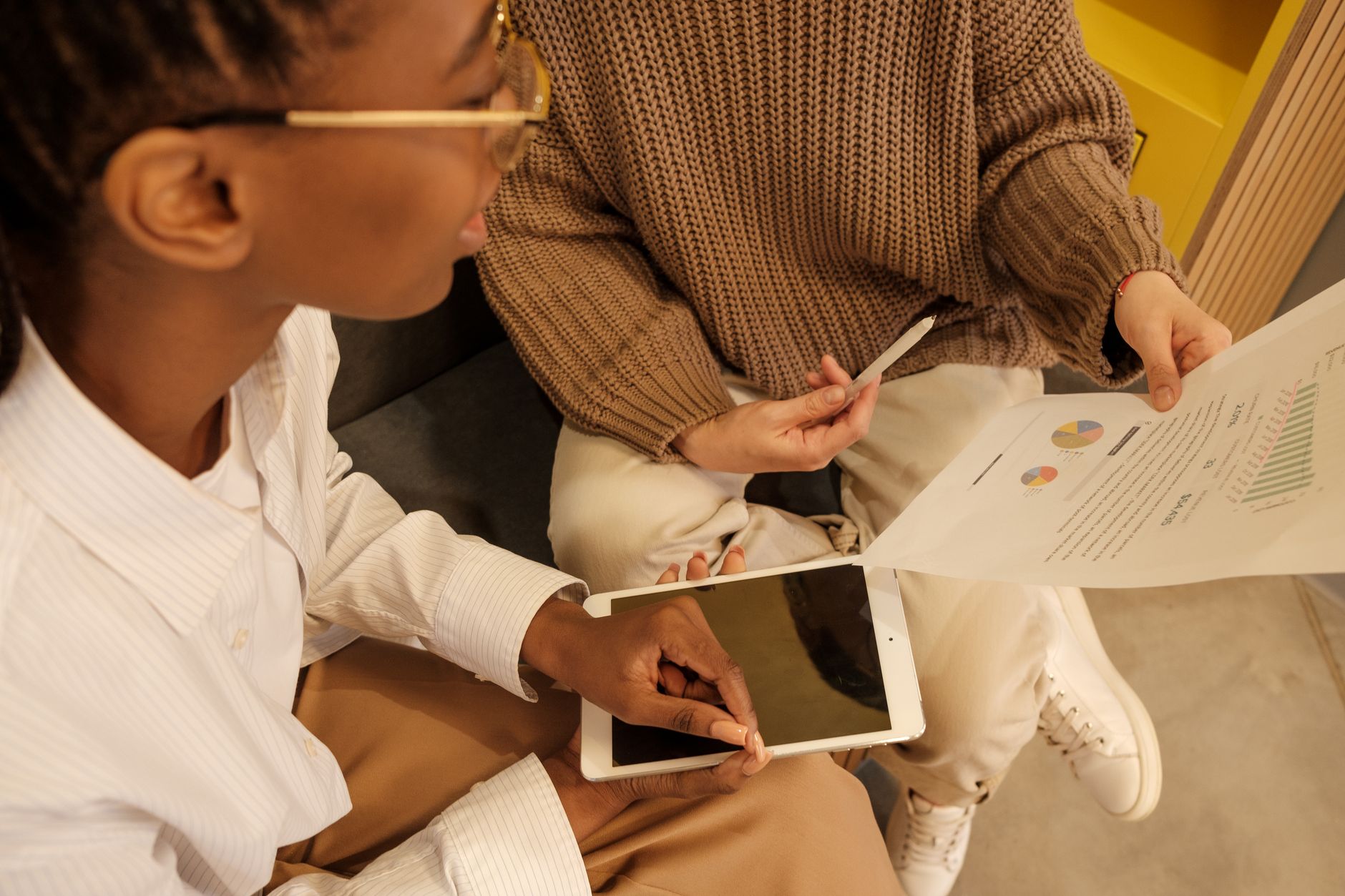 تحول مشروعك الصغير إلى عمل رقمي: خطوات عملية للانتقال إلى الفضاء الإلكتروني