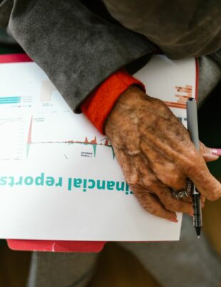 السندات الخضراء: خيار مستدام لتعزيز صندوق التقاعد