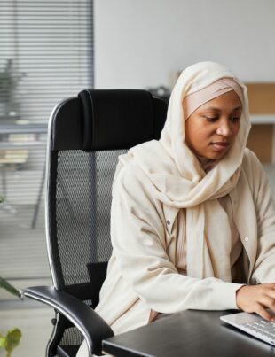 تمويل مركز تدريب رقمي للريف بنظام الصكوك: خطوة عملية للريادي الاجتماعي