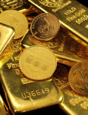 التحوط بالذهب والفضة ضد تقلبات العملات في دول الخليج