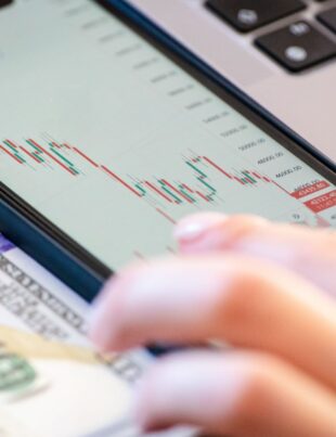 اختبار تجربة البنك الرقمية قبل فتح حساب: خطوات عملية لتجنب المفاجآت