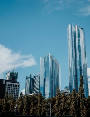 اختيار شقة استثمارية عبر مؤشرات النمو الاقتصادي للمنطقة