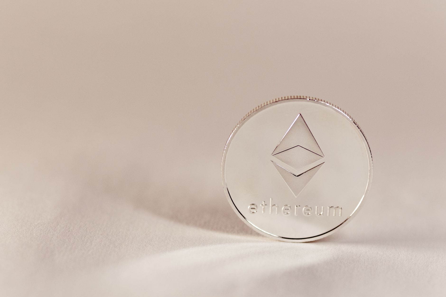 إيثيريوم وتكنيك الـ Staking: دليل عملي للمستثمر العربي