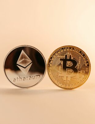 كيف تختار الشبكة الأنسب لتقليل رسوم التحويل في البيتكوين والإيثيريوم