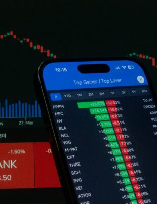 صناديق الاستثمار الرقمية: دليل عملي للانطلاق عبر المنصات الإلكترونية