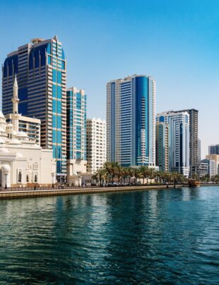 العقارات السكنية والتمويل الرقمي: دليل عملي للاستثمار في صندوق عقاري عبر المنصات الإلكترونية في الخليج