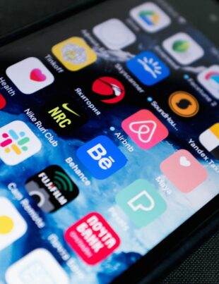 كيف تختار البنك بناءً على تجربة تطبيقه الرقمي قبل فتح حسابك