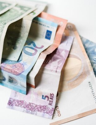 كيف تستغل مؤشر VWAP لتحديد نقاط الدخول والخروج في EUR/USD