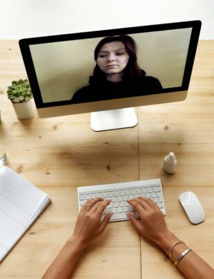 دليل شراء PDF من فيديو يوتيوب أو تيك‑توك: طريقة عملية لرفع أرباح الأفيلييت