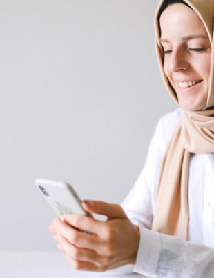 كيف تموّل منصة تعليم الخط العربي الحلال عبر الصكوك الإسلامية خطوة بخطوة