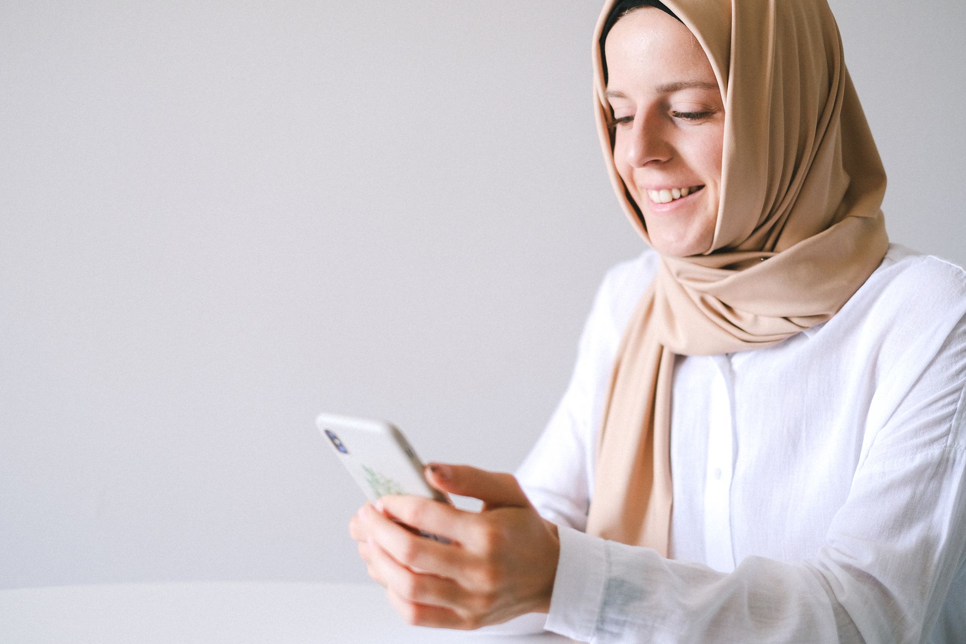 كيف تموّل منصة تعليم الخط العربي الحلال عبر الصكوك الإسلامية خطوة بخطوة