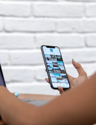 من تقييم التطبيقات إلى دخل ثابت: دليلك لبناء خدمة فريلانسر في مراجعة التطبيقات