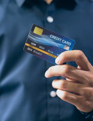 بطاقة ائتمان بحد مرن: حل للوظائف ذات الدخل المتقلب