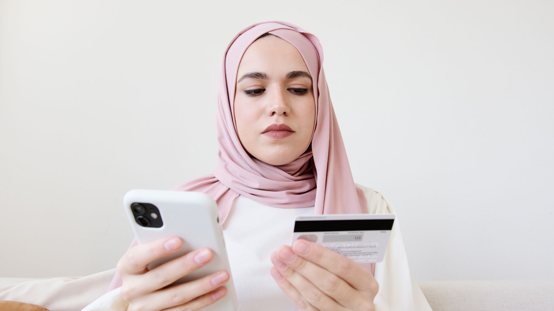 تمويل مشروع تجارة إلكترونية حلال بالصكوك: خطوات عملية للريادي