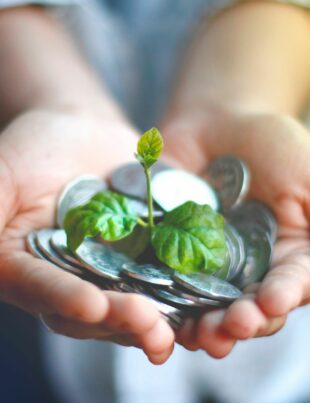 اختيار صندوق استثمار ESG: دليل عملي للمستثمر العربي