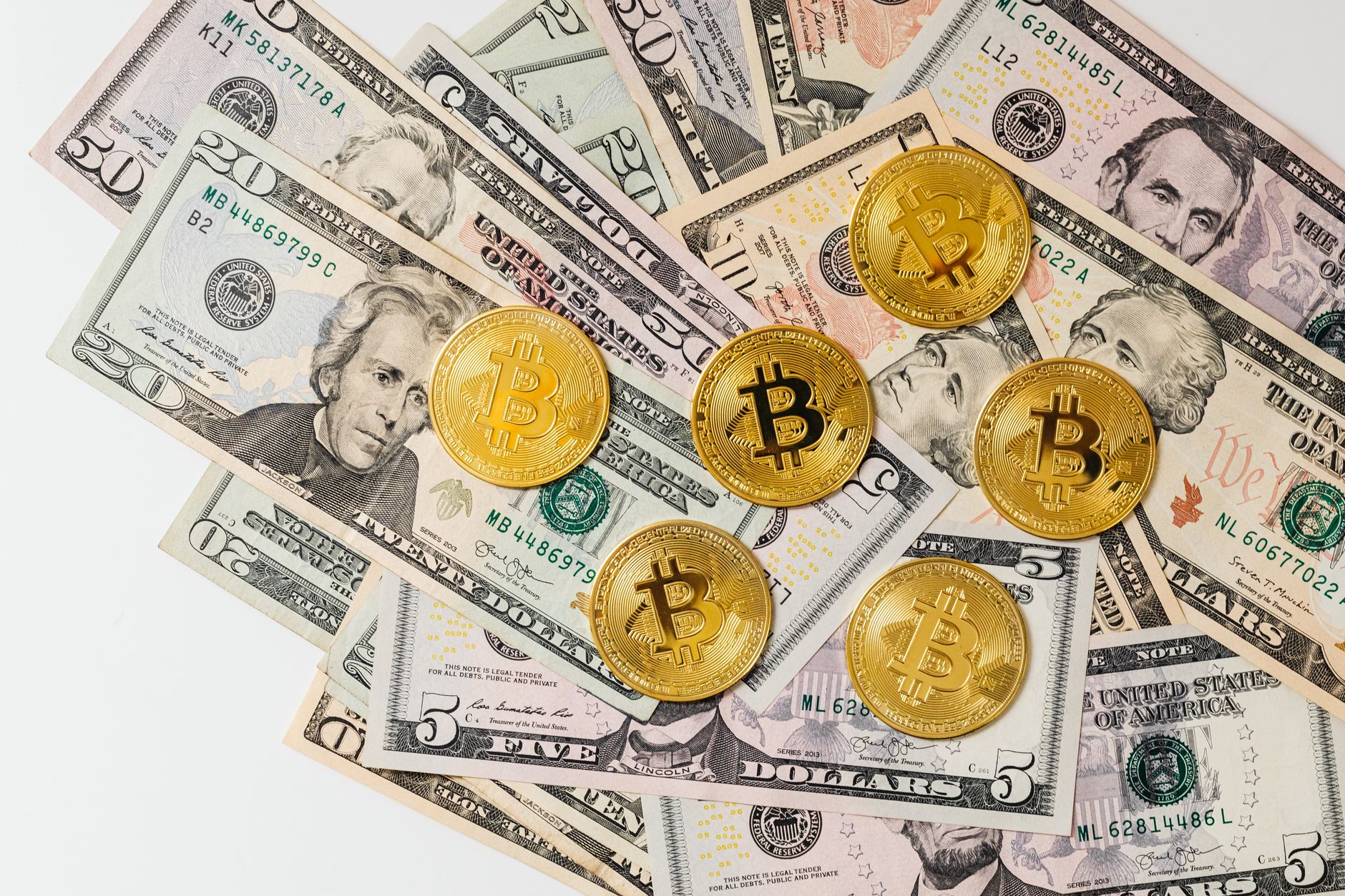 تحويل الدولار إلى الريال عبر العملات المستقرة: طريقة عملية لتقليل الفاقد