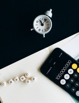 كيف يغيّر تصنيف الائتمان الأوروبي مسار EUR/USD؟ دليل عملي للمتداول العربي