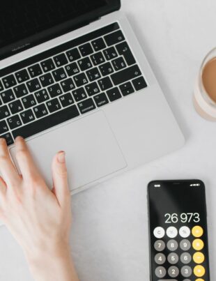 كيف تحسب ضريبة القيمة المضافة عند تجميع خدماتك في باقة واحدة للمتعامل الحر
