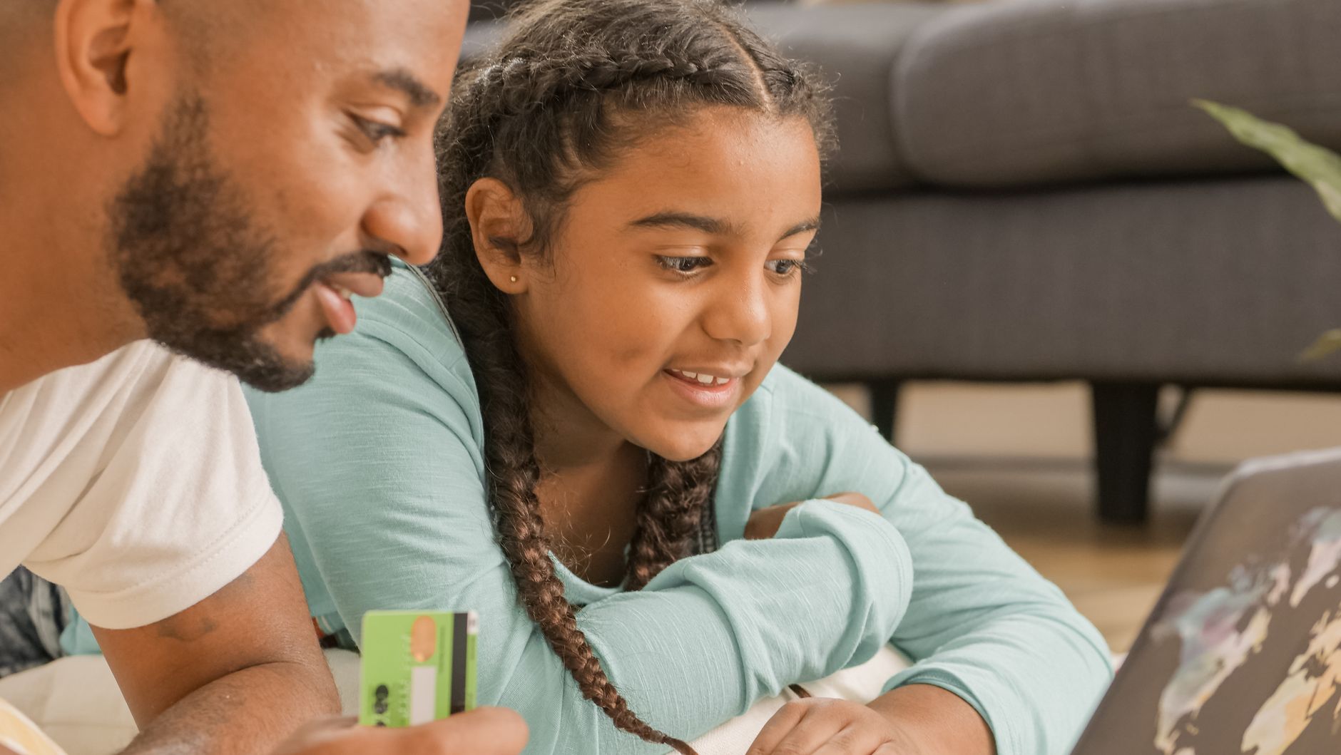 How to Choose a Credit Card That Teaches Your Child Money Management and Builds an Early Credit History