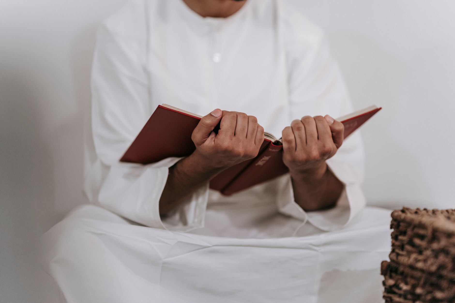 اختيار صكوك التمويل الإسلامي: إرشاد عملي للريادي بين الإيجار والمشاركة
