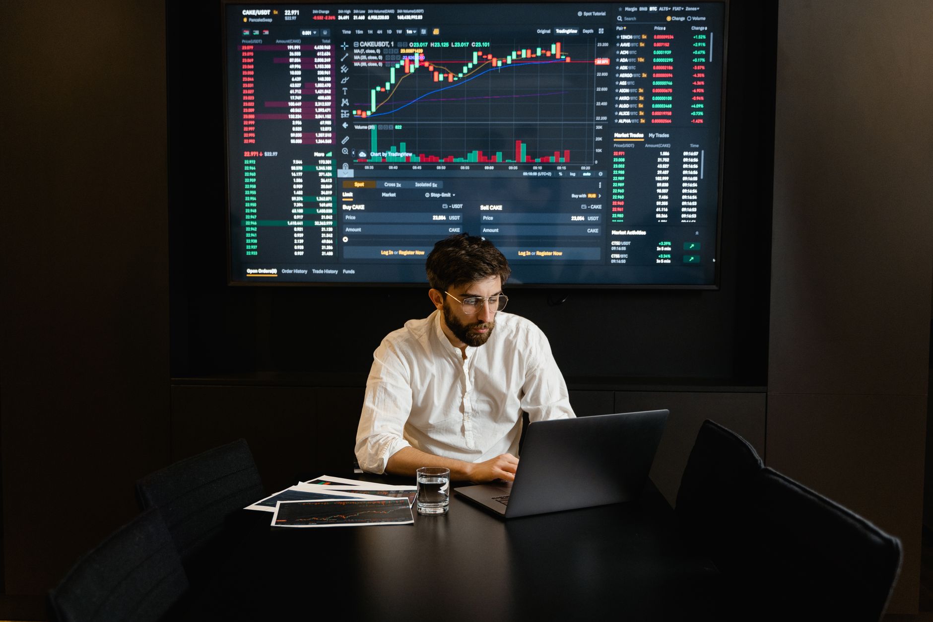 ما يجب أن تعرفه عن ضريبة العملات الرقمية في السعودية