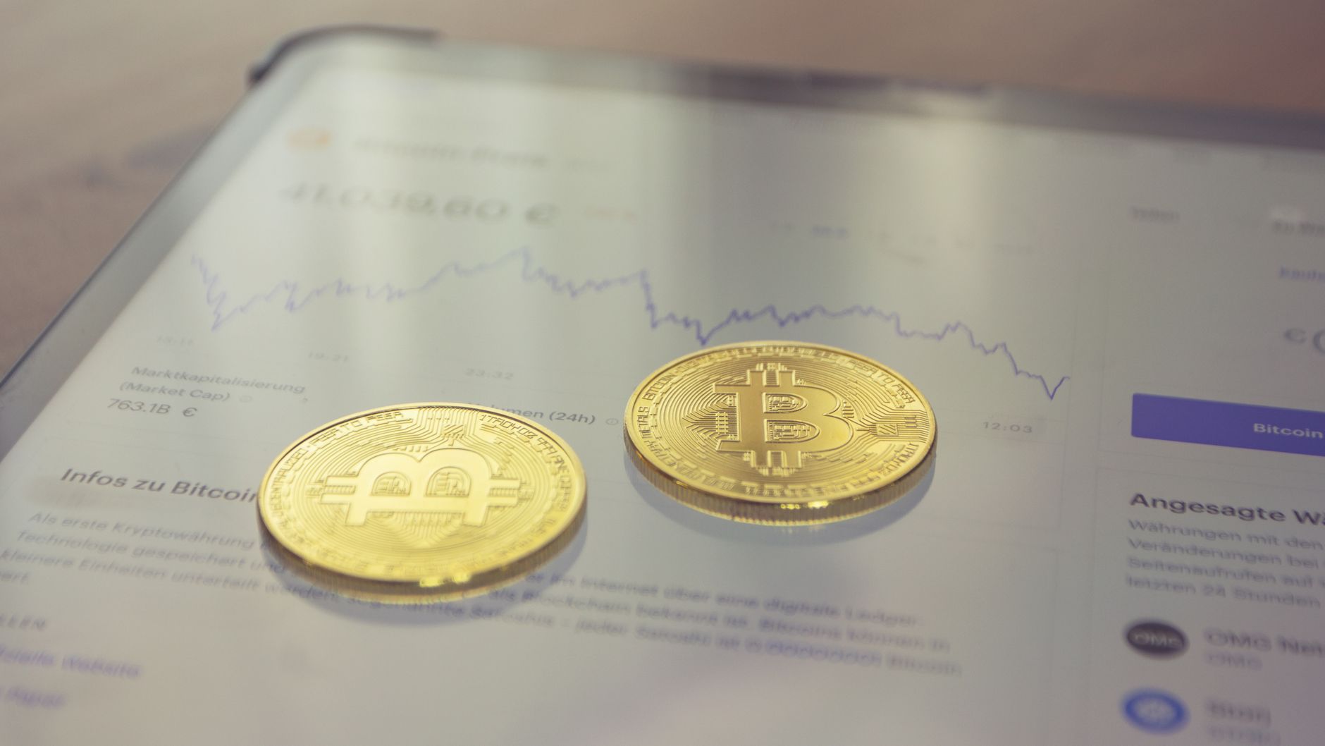 البيتكوين كوسيط لتقليل خسارة تحويل الدولار إلى الريال