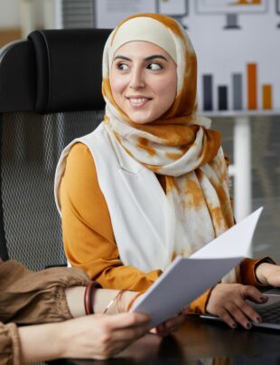 تمويل مركز تدريب نسائي في مجال البرمجة عبر صكوك الإيجار المتناهي