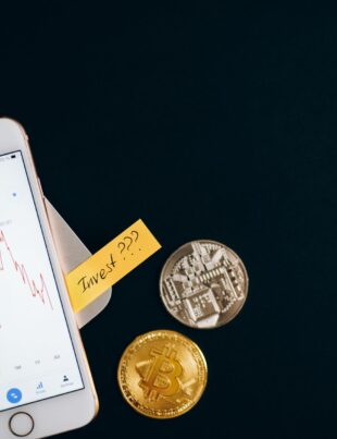 كيف يساعدك تتبع أسعار الذهب والفضة في توقع ارتفاع أسعار الطاقة وتوفير ميزانية الأسرة