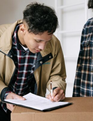 قرض شخصي لتغطية السكن المؤقت عند الانتقال: خطوات عملية لتفادي الفخ المالي