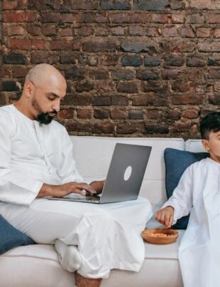 تحويل أموالك للعائلة من الخليج إلى الوطن بأمان عبر البيتكوين