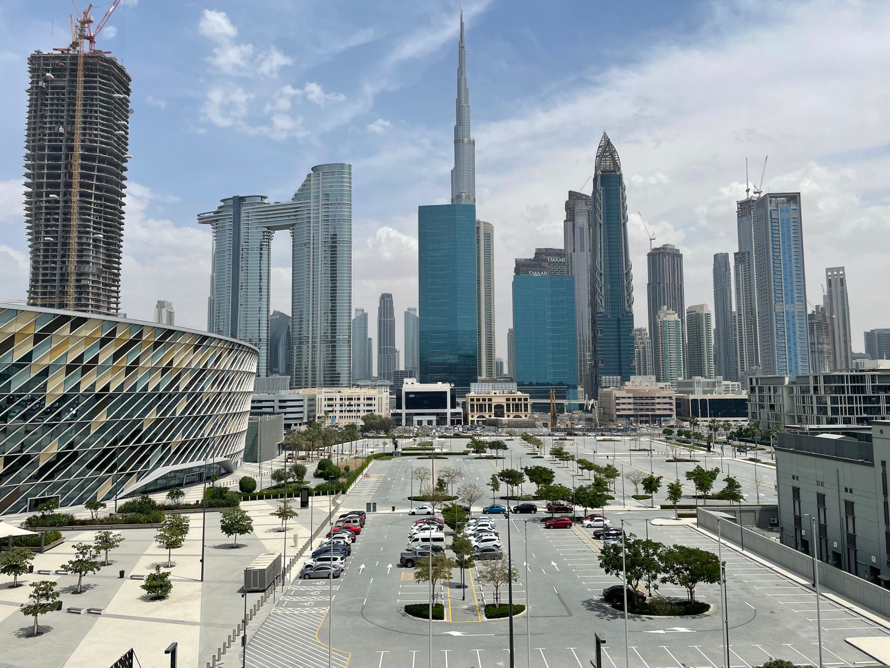أسعار العقارات في دبي 2024: تحليل شامل وتوقعات مستقبلية